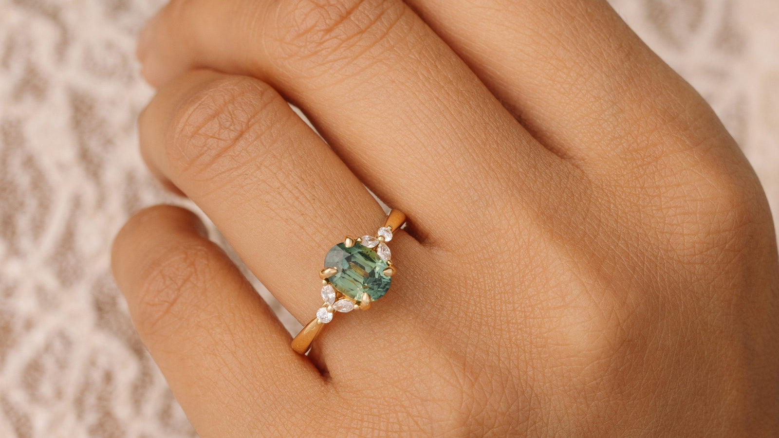 Why choose an Australian sapphire for an engagement ring?