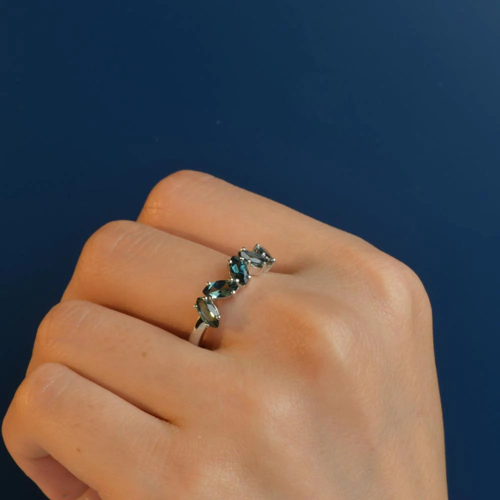 Matilda White Gold Sapphire Ring