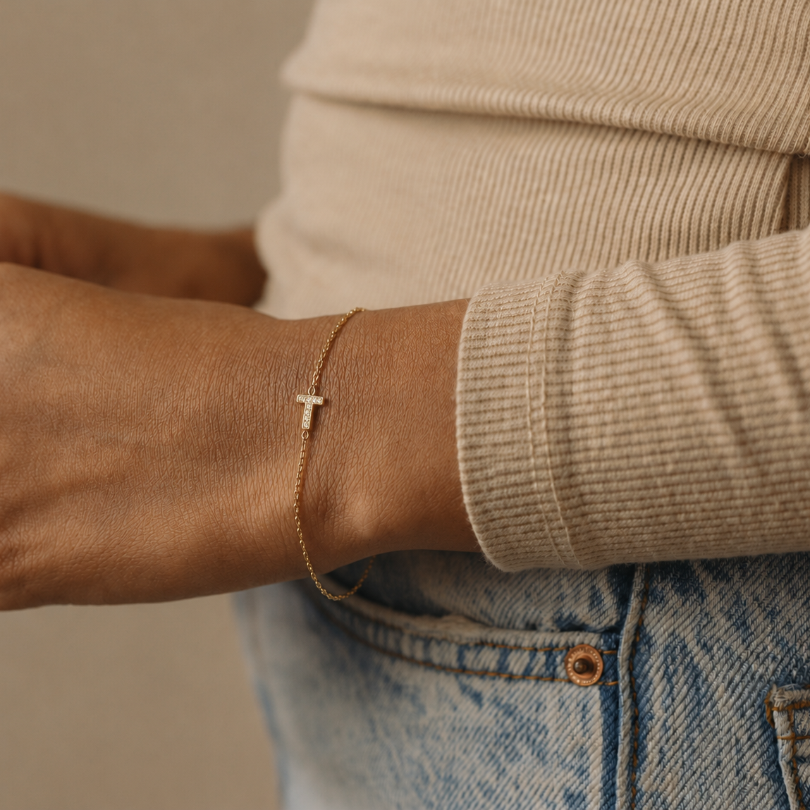 Initial Diamond Gold Bracelet -S- U